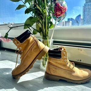 TIMBERLAND WOMENS BOOTS